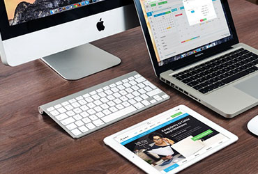 apple laptop notebook.jpg